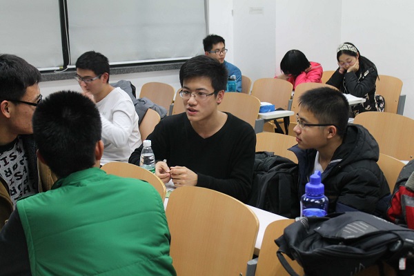 必赢bwin线路检测中心3003 “冯如杯”制作大赛经验交流会精彩开启
